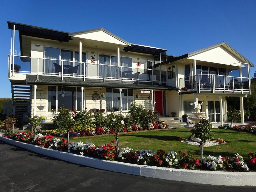 Austin Heights - Kaikoura Bed and Breakfast Buitenkant foto